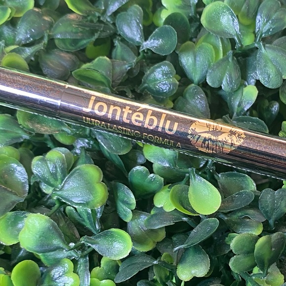 Clean Beauty Eye Makeup Duo - Picture 10 of 14